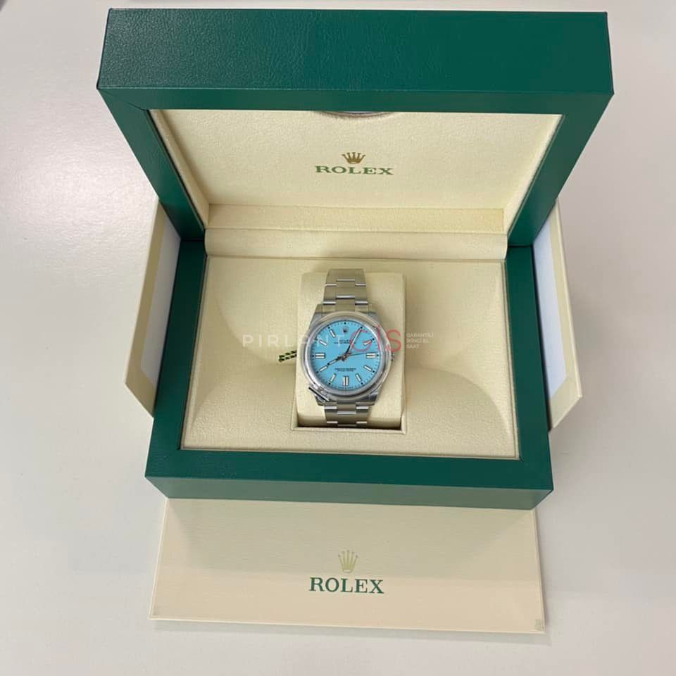 ROLEX Oyster Perpetual 41 mm 124300 Tiffany Blue Dial