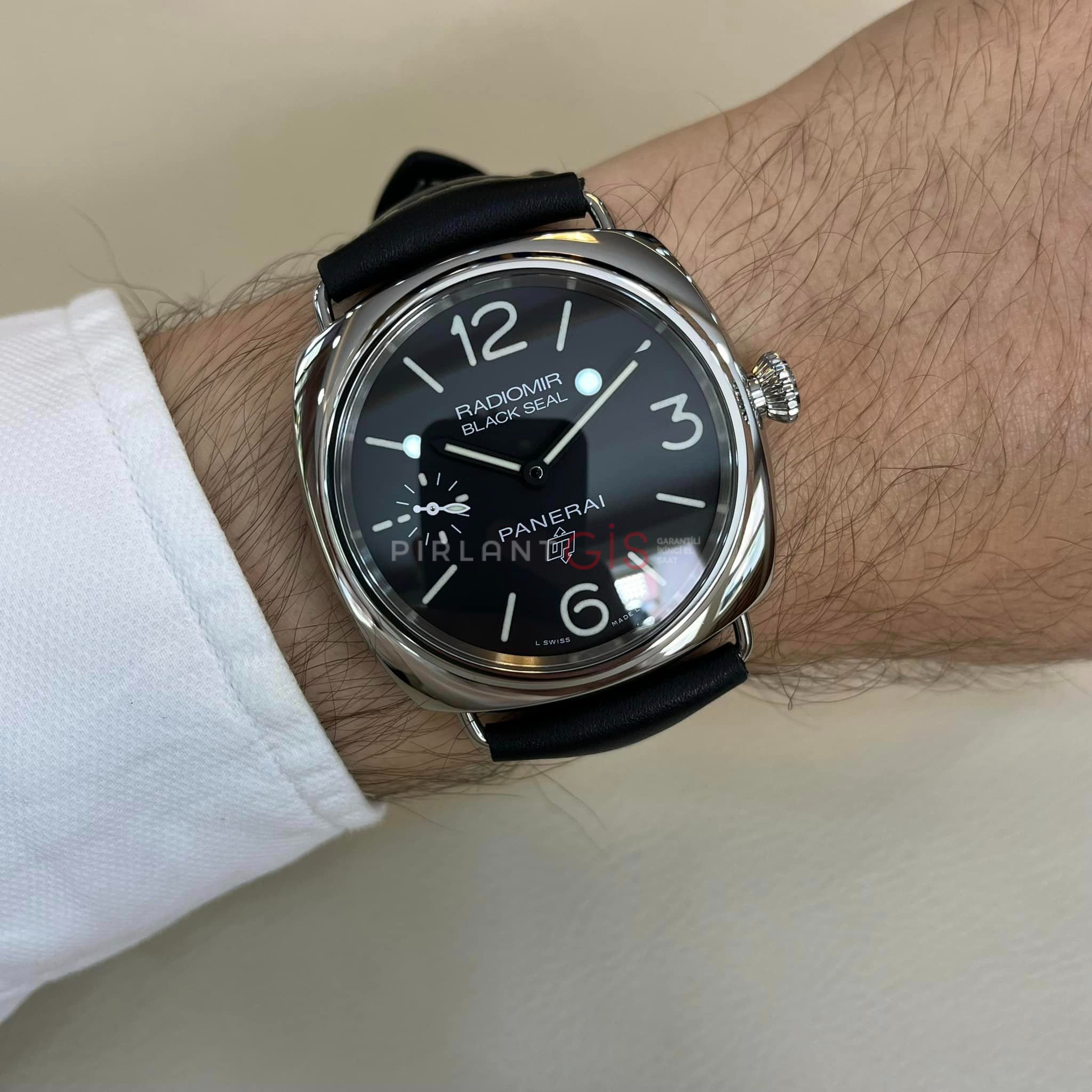 Panerai Radiomir Black Seal Logo PAM00754 Erkek Kol Saati