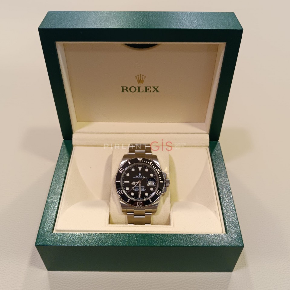 ROLEX Submariner Date 116610LN Oyster