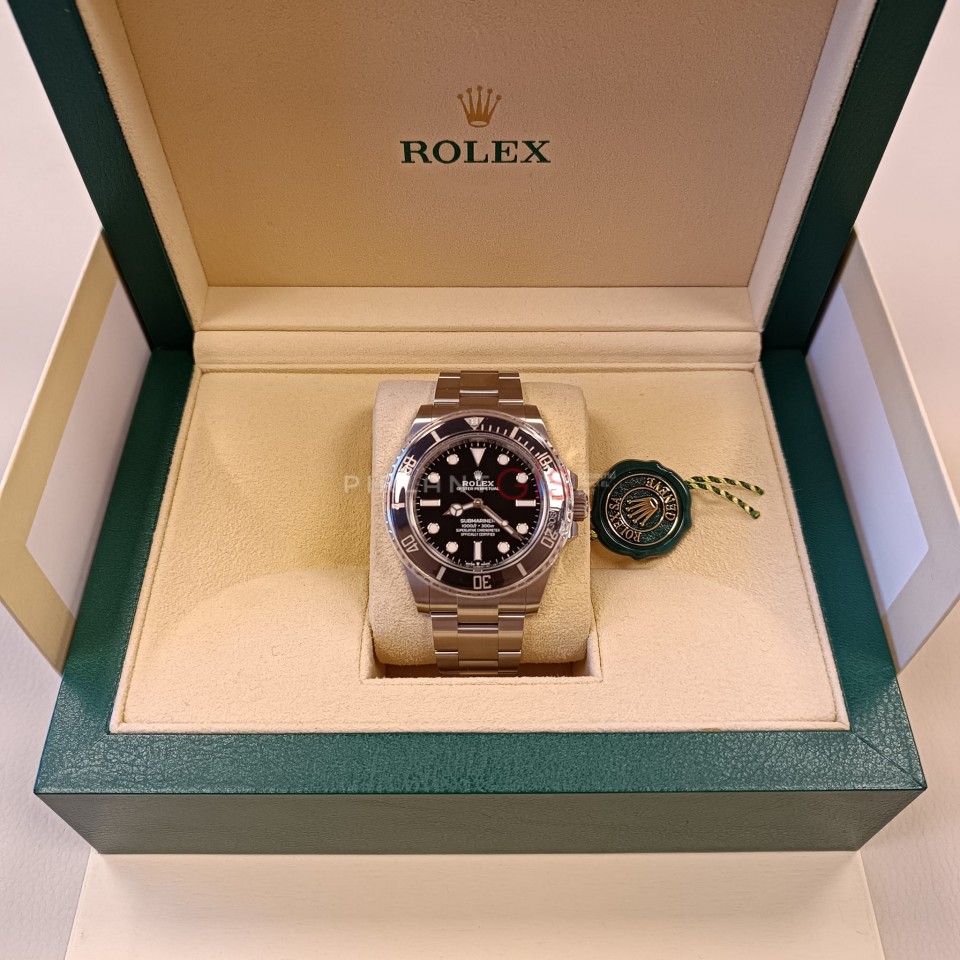 ROLEX Submariner No Date Oyster 124060