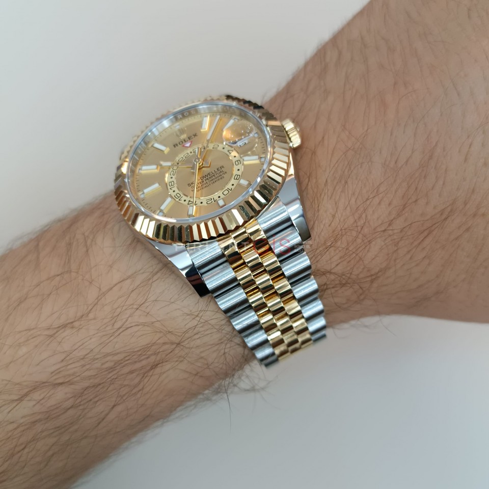 ROLEX Sky-Dweller Steel & Yellow Gold Jubilee Champagne Dial 326933